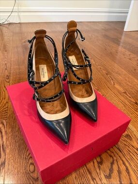 Valentino Black and Beige Leather Stud-Strap Pointed Pumps